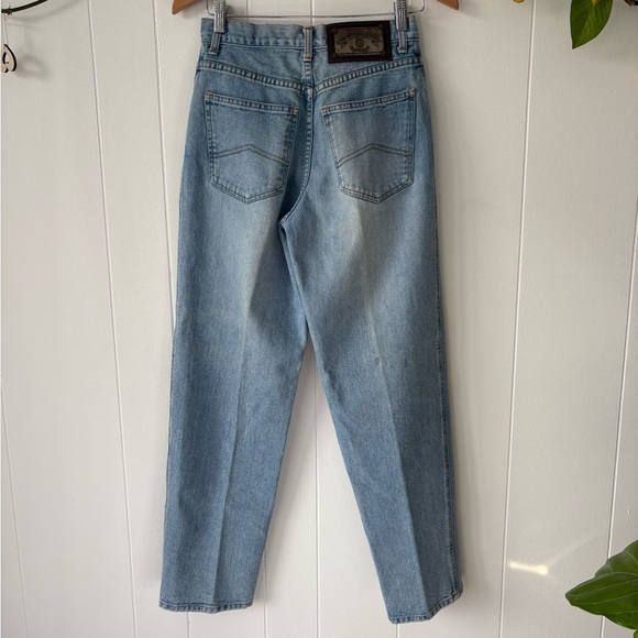 Vintage Armani Classic Denim Jeans | Size 6 - Picture 4 of 4